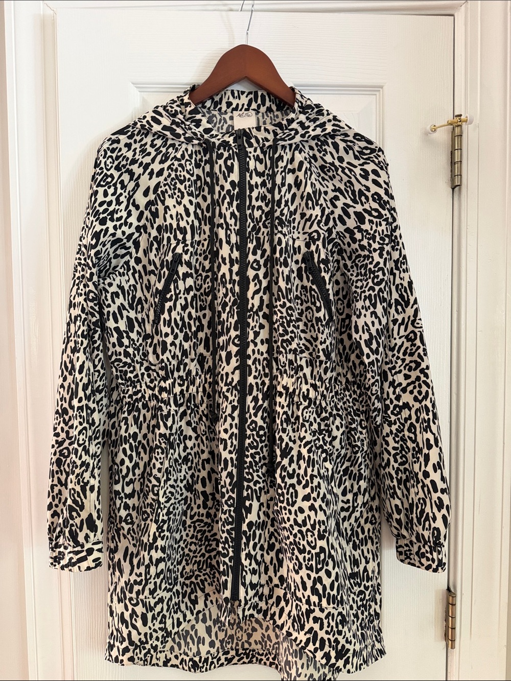 Ali Ro cheetah jacket Sz 10